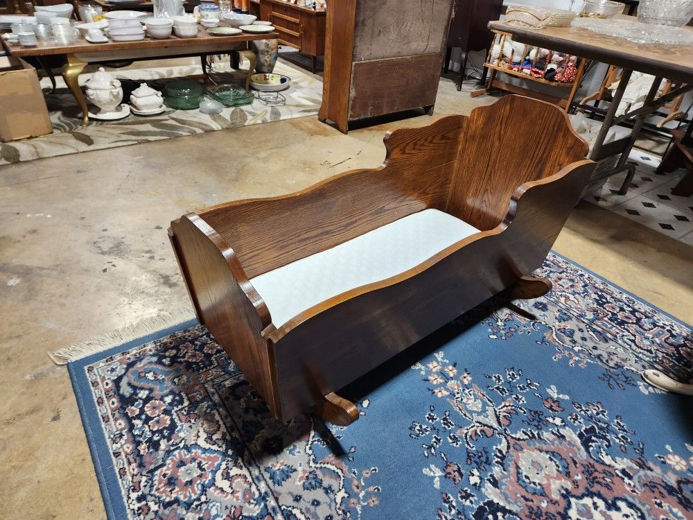 Child's Cradle/Rocker