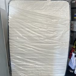 Full Bed And Dresser