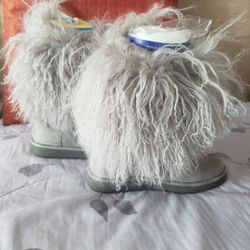 UGG BEAR PAW booties With Faux Fur