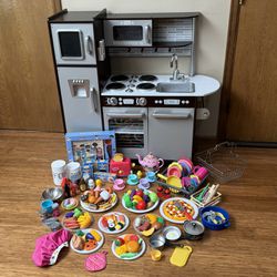 KidKraft Play Kitchen Set - Includes all Accessories, (Read Description)