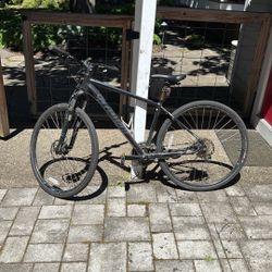 Specialized Crosstrail Disc Hybrid Bike Size M