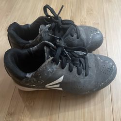 Kid Baseball Cleats 