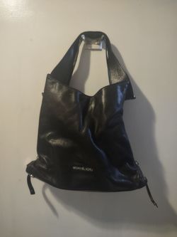 Genuine leather Michael Kors excellent condition