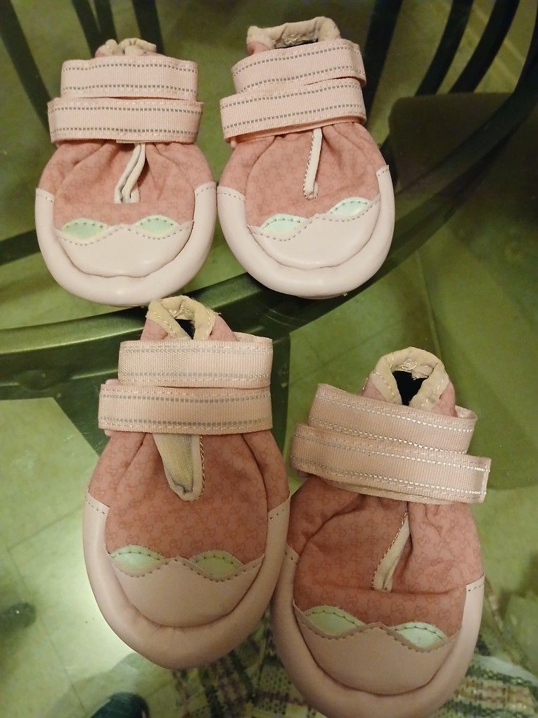 Dog Shoes New Size 4