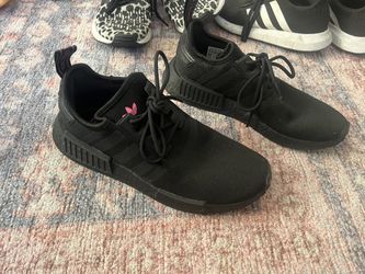 Adidas Womens Size 8