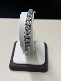 GRAD SPECIAL TENNIS BRACELET