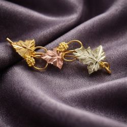 Authentic Vintage (1950's) Landstrom’s 10K Black Hills Gold Grapevine Brooch / Lapel Pin