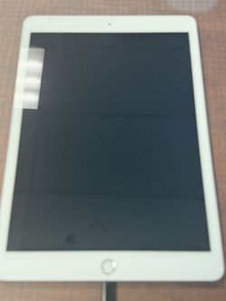 iPad (7th Gen)