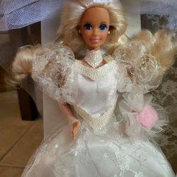 1989 Wedding Fantasy barbie doll 