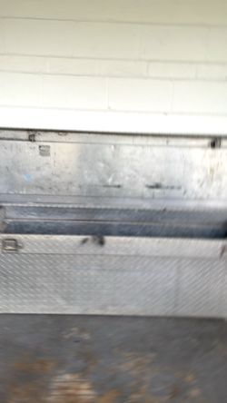 Cross over box/work box