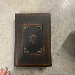 Barnes N Mobile Book