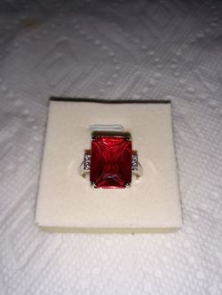 Beautiful Ruby and white crystal Lady's ring