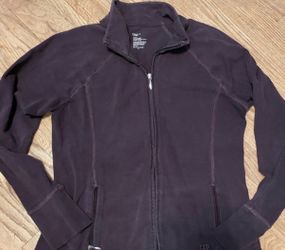 Women’s Medium Gap sweatshirt