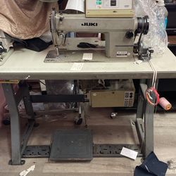 Máquina Industrial De Coser Julissa