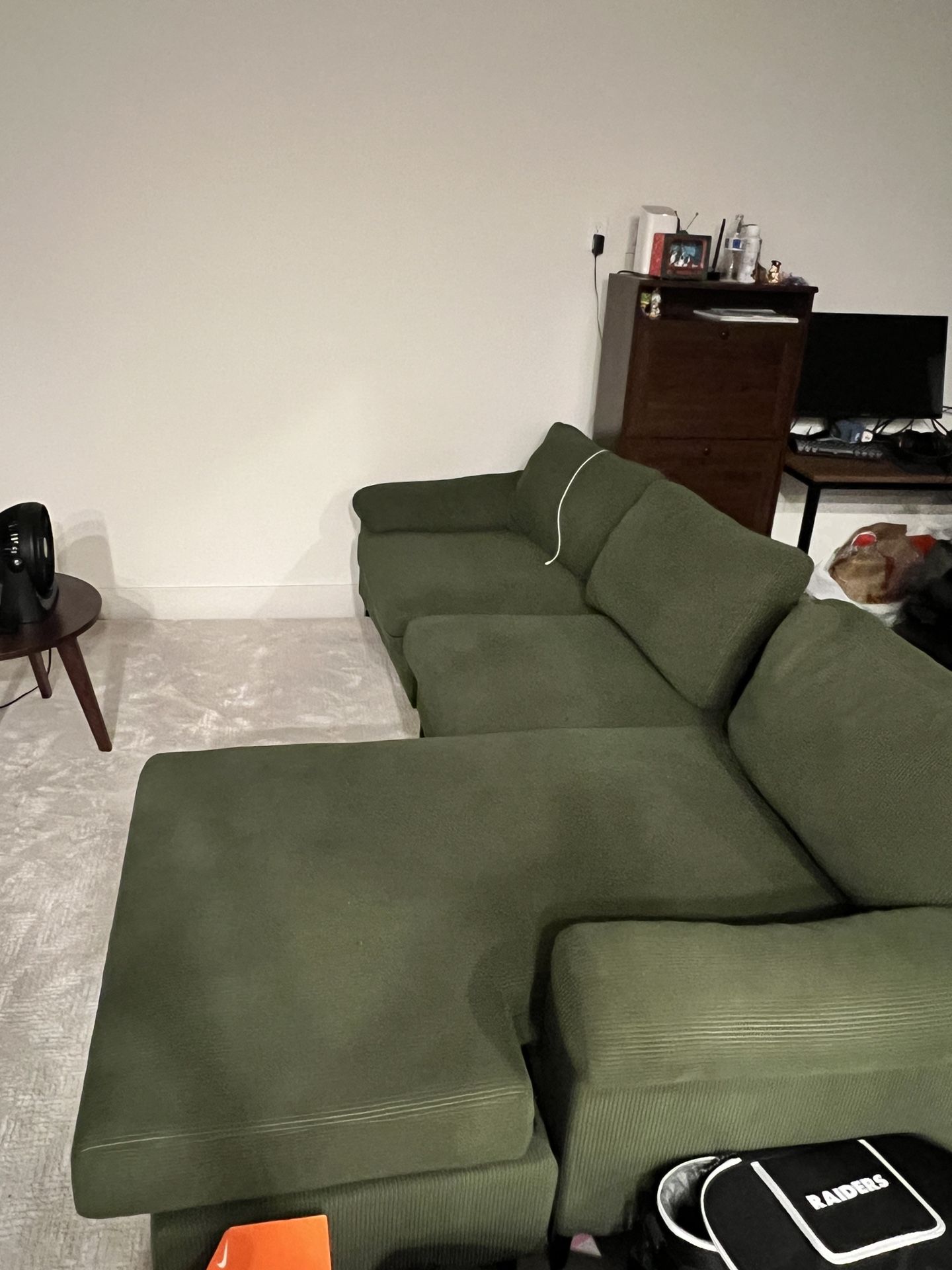 Wayfair couch 2 - Piece Upholstered Sectional