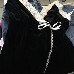 Top (velvet)