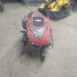 190cc Briggs And Stratton Motor  "Toro"