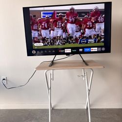 Insignia™ - 42" Class F20 Series LED Full HD Smart Fire TV & Table