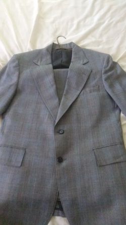 Sovereign Complete Suit. Gray