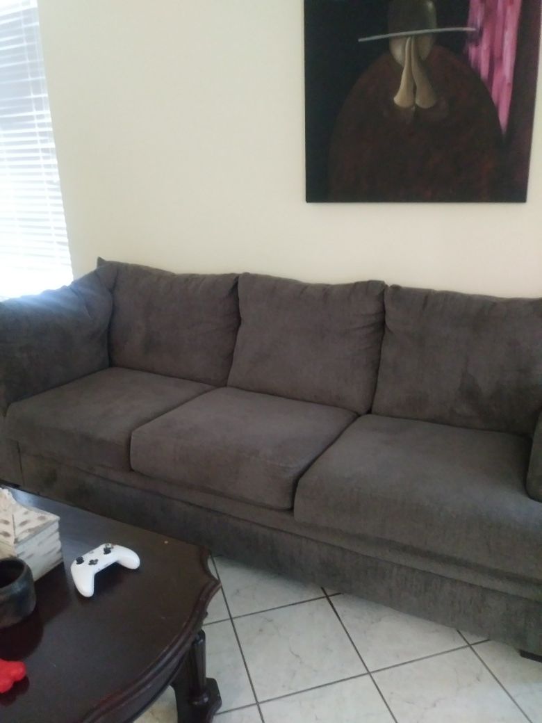 Sala en L. En perfectas condiciones.