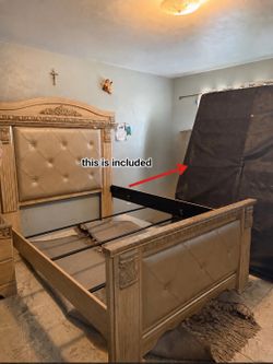Queen bed set