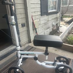 Knee Scooter