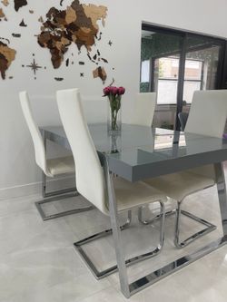 Dining Set
