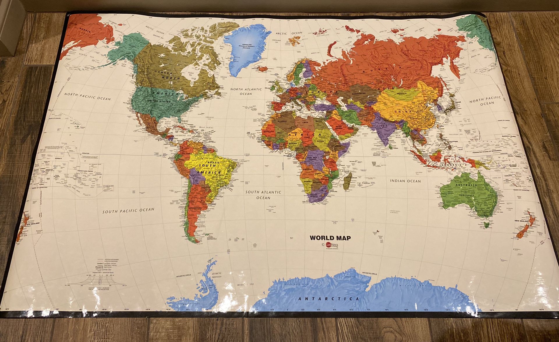 4 poster size maps: 2 of the world and 2 of the US