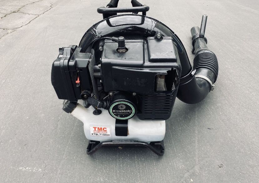 Kawasaki Commercial Gas Blower