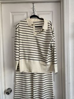Womens Small Loungewear Outfit Small Beige