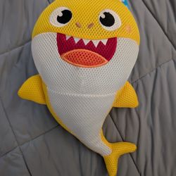 Baby Shark Bath Scrubby