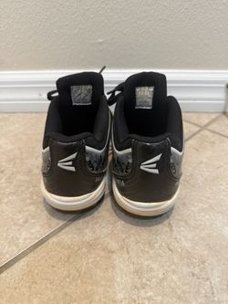 Softball Cleats - Women 7.5