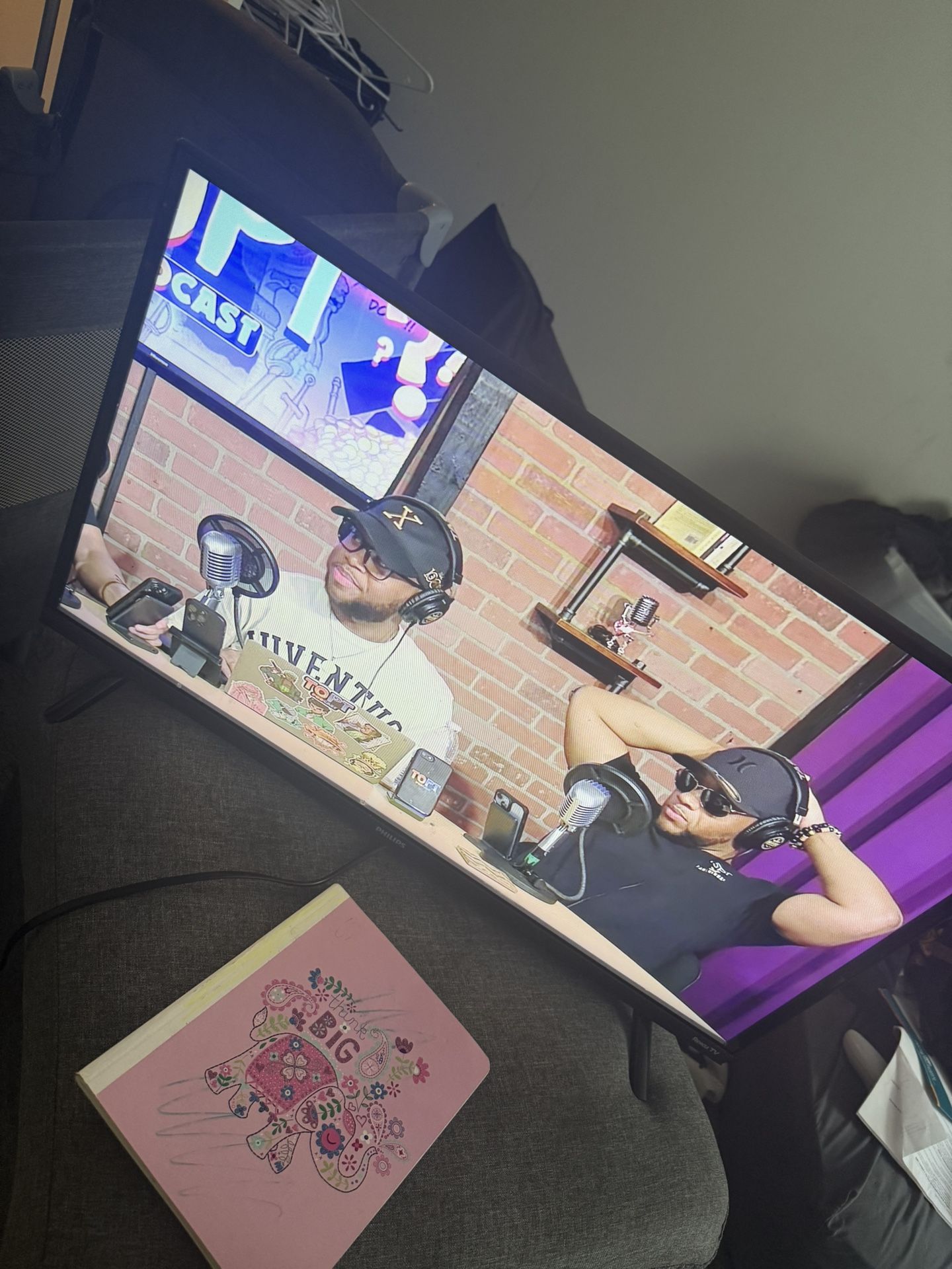 Small Roku Tv $25
