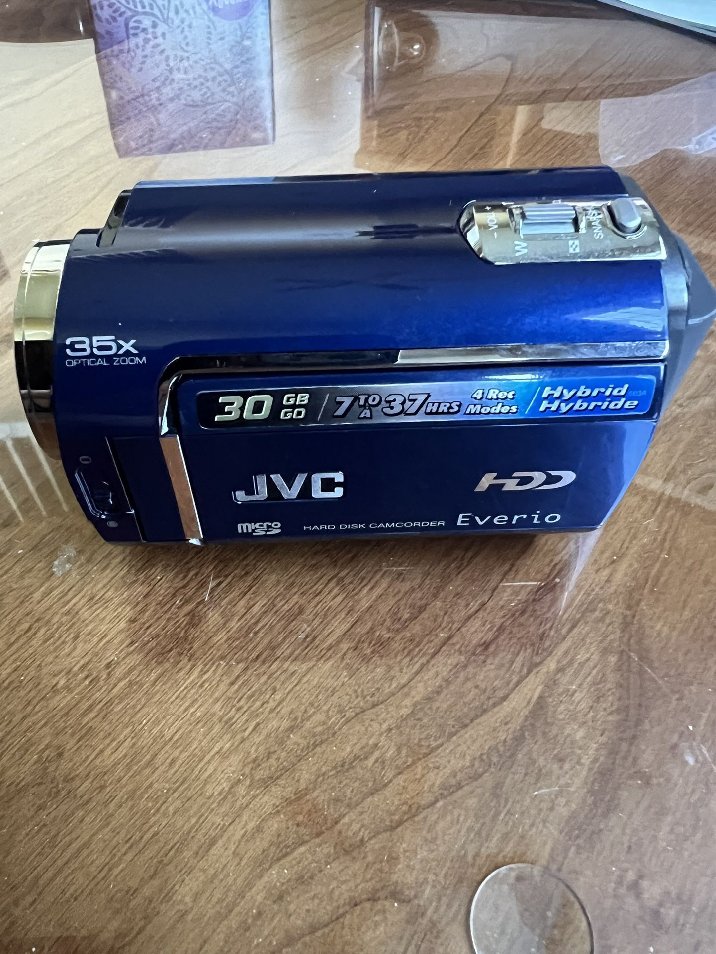 JVC  GZ-MG330AU Camcorder 