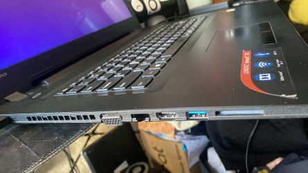 Lenovo intel i5 (2.5ghz) 17 inch screen