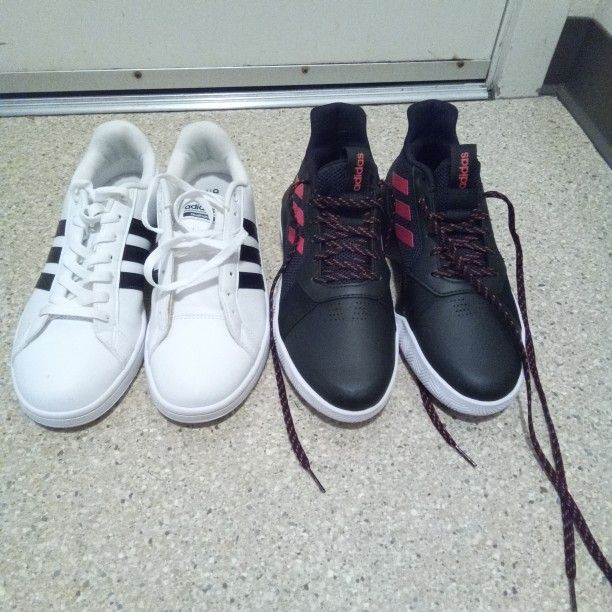 Adidas Shose W 9.5 B 6.5