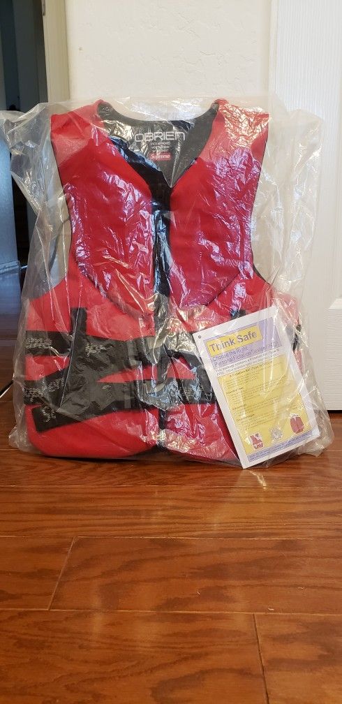 Supreme O'Brien Life Jacket Vest
