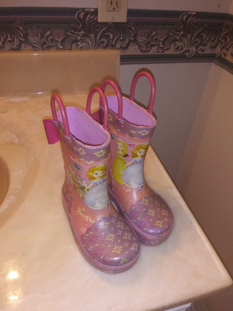 Girls toddler boots size 5