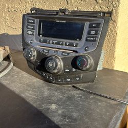 Honda Stereo, Black