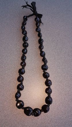 Black Wedding Lei beads