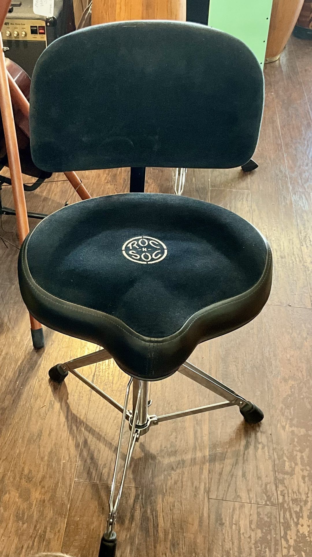 Roc N Soc Drum Throne w/Saddle Seat & Backrest Manual Spindle