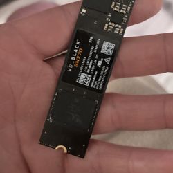 WD_BLACK SN770 NVMe SSD – 1TB (PCIe Gen4)