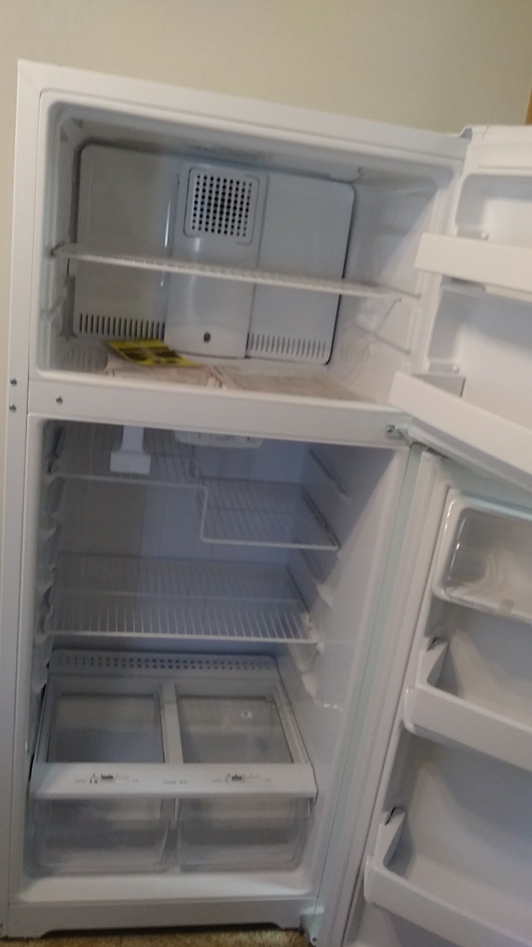 GE Appliance Refrigerator