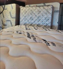 Mattresses King Queen Full Twin
