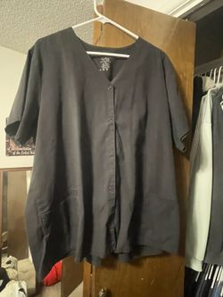 Scrubs Nursing Medical 2X lightly used.