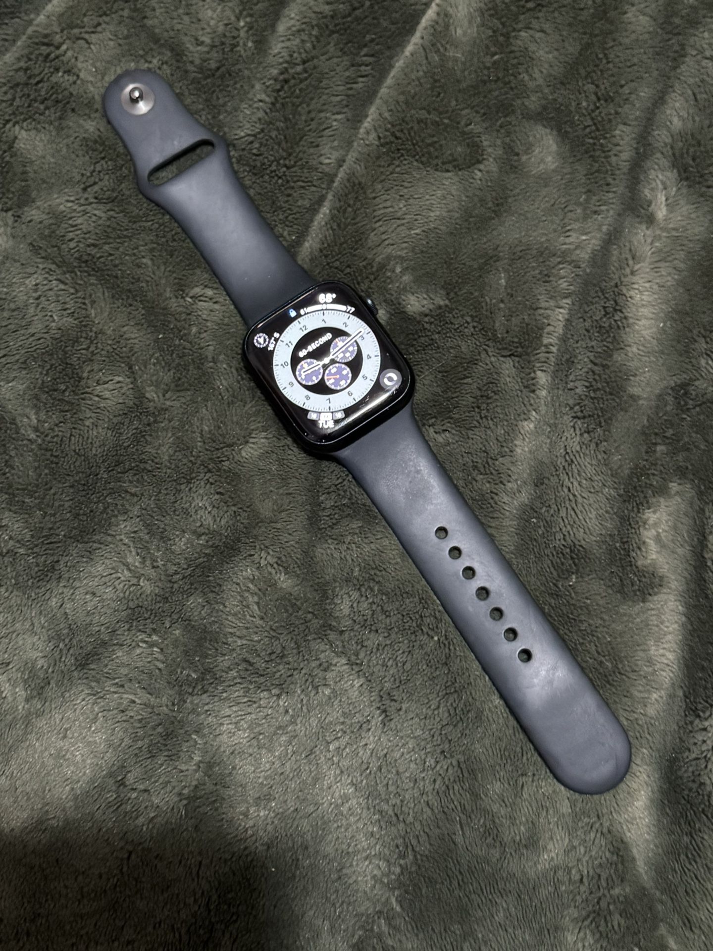 Apple Watch Series 7 45mm Cellular