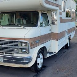 Chevy Ban G30 Motorhome Traila