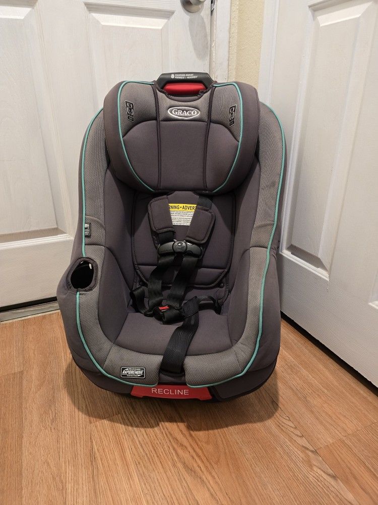 Graco 3-in-1 Convertible Car Seat