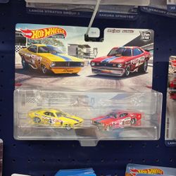 Collectible Hotwheels Car Culture 1972 Plymouth Cuda FC/Plymouth Duster Funny Car