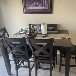 Extendable Dining Table Set